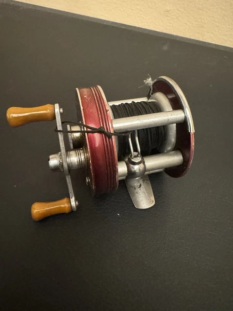 リール LANGLEY LURECAST 330 KC Vintage Zebco Langley Lurecast 330 Narrow Spool Fishing Reel Pat