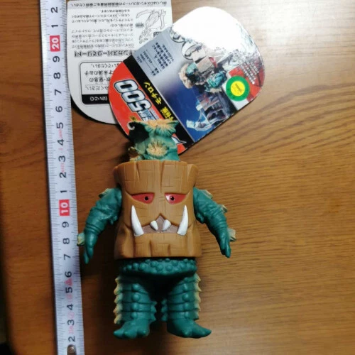 Ultraman Taro Ultraman Ginga Ultra Monster Series 500 Mochiron live sign tag out