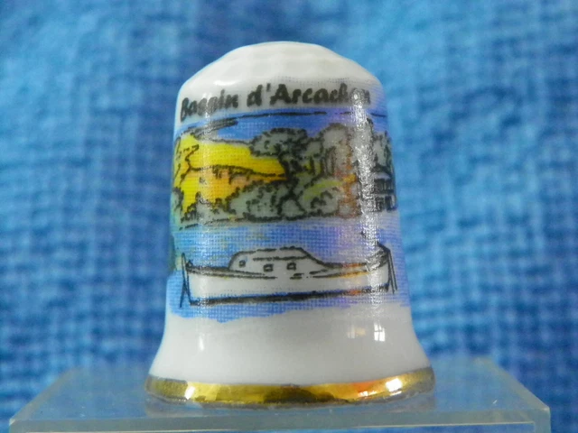 Dé à Coudre En Porcelaine Fine Birchcroft - Collection Voyage Tanzanie Avec Boîte Cadeau En Dôme - 2