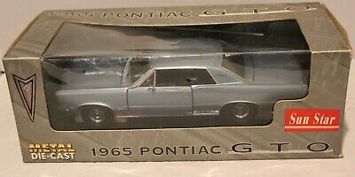 1965 Pontiac GTO FONTAINE BLUE 1:18 Sun Star Metal Die-Cast 1800 New DAMAGED BOX