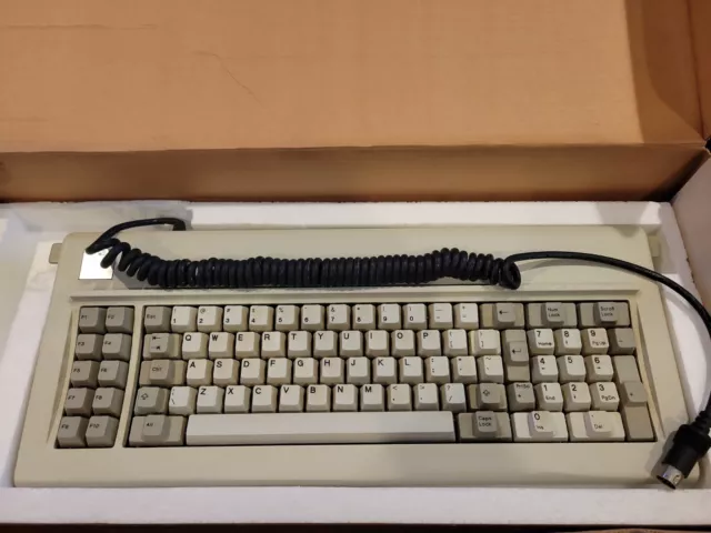 Ibm Model F 83 Key Pc/Xt Keyboard 5150 5160 1501100 - In Box - Rare
