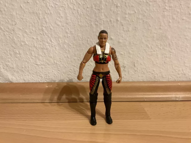 WWE Wrestling Actionfigur: Shayna Baszler