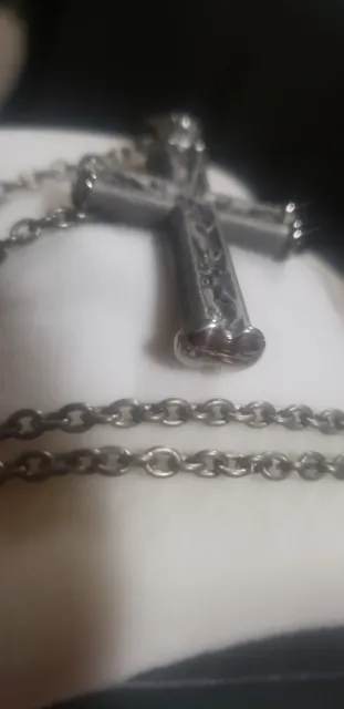 EDWARD MIRELL Titanium Heritage Cross and 20" Chain