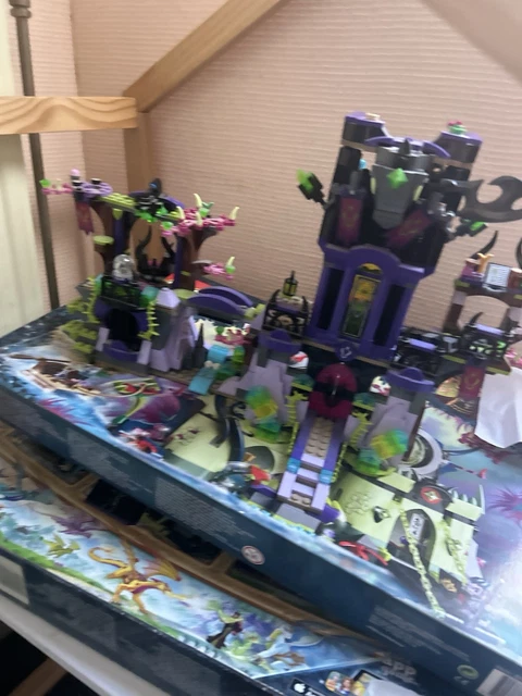LEGO Elves - L'évasion de la forteresse du roi Gobelin (41188) au LEGO Elves - L'évasion de la forteresse du roi Gobelin (41188) au