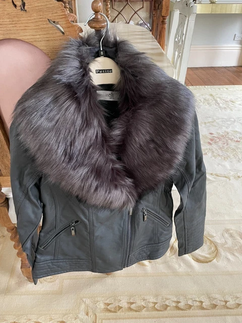WALLIS FAUX LEATHER jacket with detachable fur collar 13.00