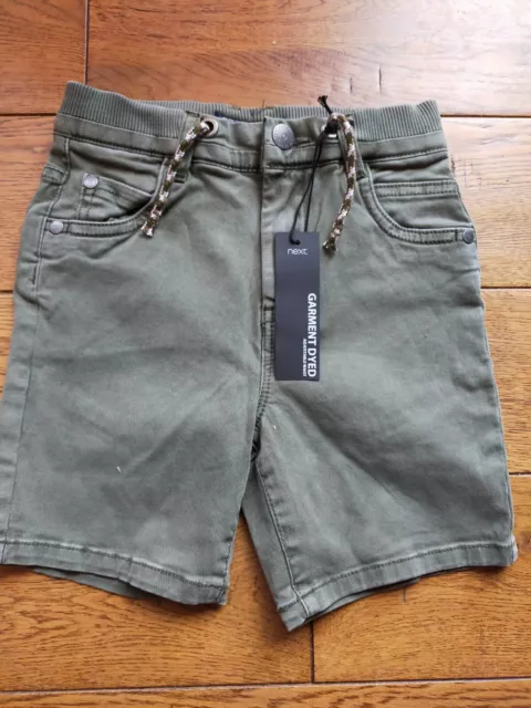 ⭐BNWT. A Fabulous Pair of Boys Cotton Stretch Shorts, NEXT, 6yrs, Green