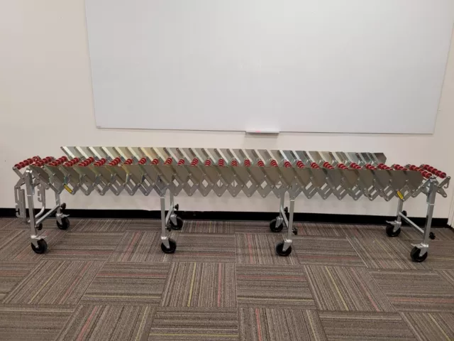 Nestaflex 226 Expandable Skate Wheel Conveyor Belt - Approx 11'