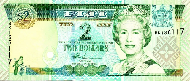 2002 Fiji 2 Dollar Bank Note P 104 Queen Elizabeth II as pictured BK136117