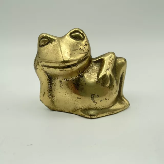 Lounging Brass Frog Figurine Laying Down Sculpture Desk Home Decor Collectible