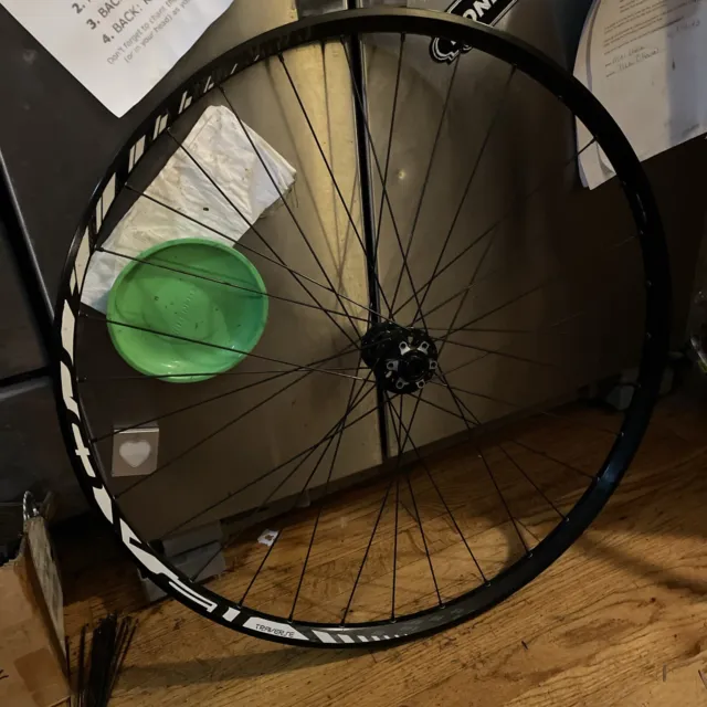 Roval Traverse 29er Front Wheel 15mm Thru Axle