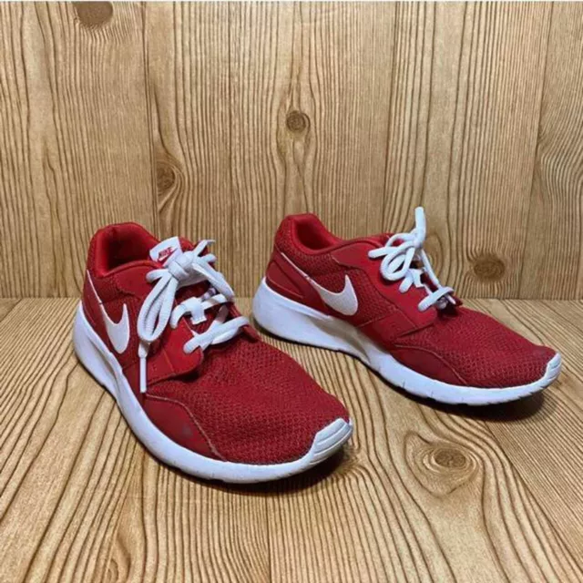 Nike Kaishi (gs) red sneakers - similar to roshe  Mens size 6.5 Y