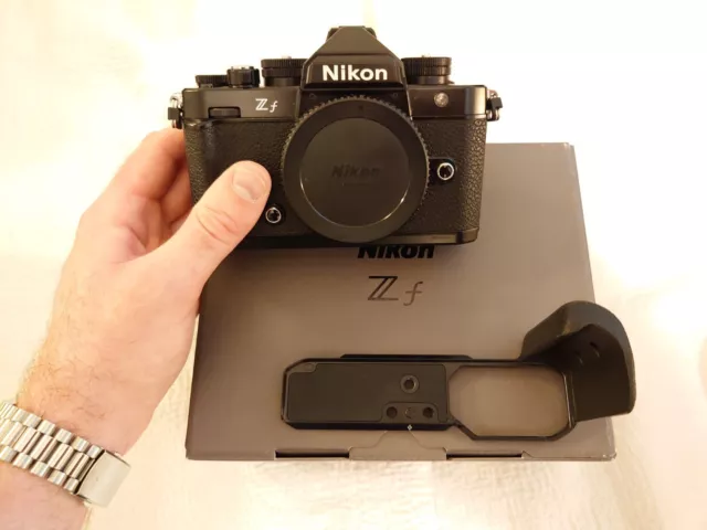 Nikon Zf Mirrorless Camera (Body + Smallrig Grip