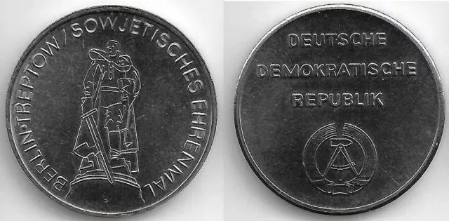 Hettstedt-Medaille Berlin Treptow Sowjetisches Ehrenmal DDR-Wappen unten nicht g