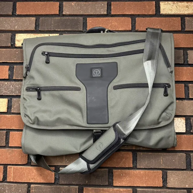 TUMI T-Tech Nylon Tri-Fold Carry On Garment Bag 5733GRY Luggage Suitcase Travel