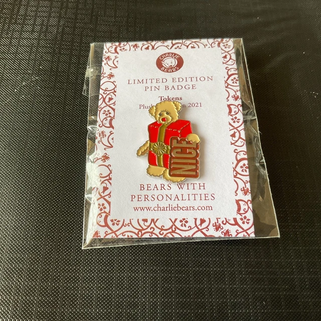 CHARLIE BEARS TOKENS Naughty Pin Badge Still Sealed New 🌹🌹🌹 £13.00 ...