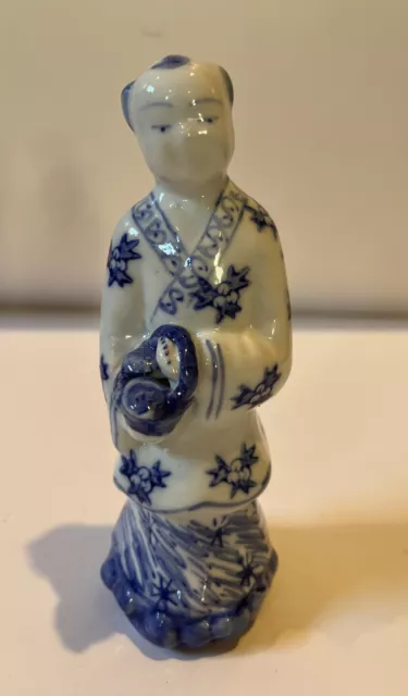 VINTAGE ORIENTAL CHINESE Figure Figurine Wise Man BLUE & WHITE PORCELAIN 6” A