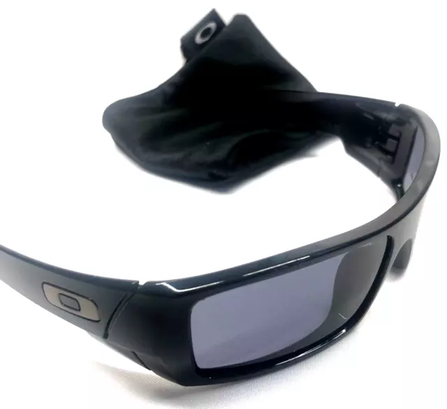 RARE OAKLEY GASCAN SUNGLASSES Black w/ Gunmetal Icons Grey Lenses From 2005