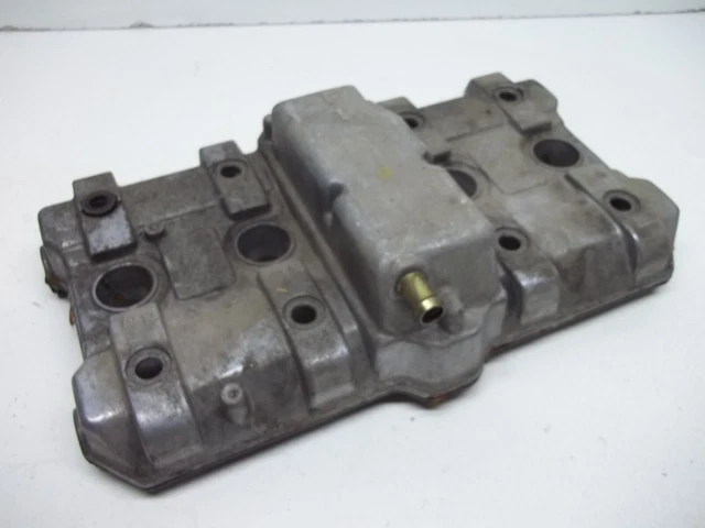 couvre culasse cache culbuteur de honda 1000 cbr an 1990 sc21
