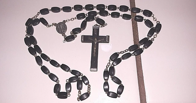 Vintage BAKELITE ROSARY Cross Catholic Bakelite BLACK Beads Jewelry SILVER??? Vintage BAKELITE ROSARY Cross Catholic Bakelite BLACK Beads Jewelry SILVER???