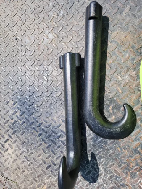 international tow hooks