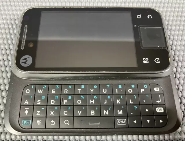 Motorola Blur (Similar to Sidekick) AT&T Slide Phone (RARE) - For Parts - Nice!