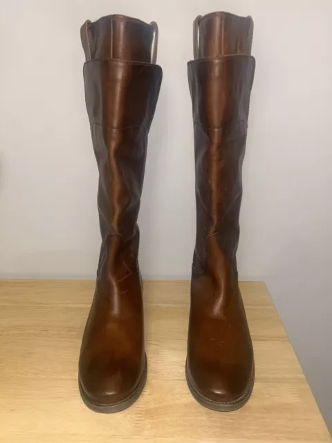 New Frye Paige woman tall riding pull on boots Cognac Brown Leather Size 7.5
