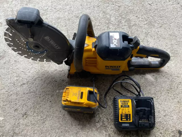 DeWalt DCS690 54V  Akku Trennschleifer Trennjäger mit Akku & Ladergerät