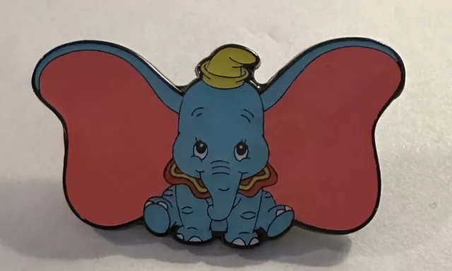 Disney Loungefly - Dumbo Sitting Big Ears Pin