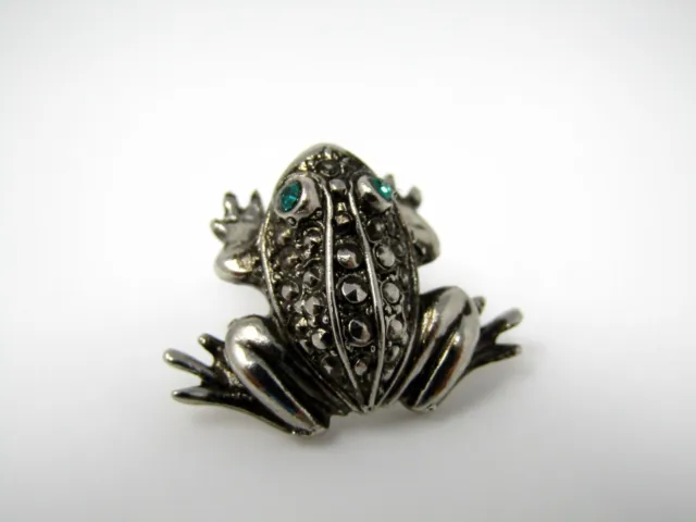 Vintage Collectible Pin: FROG Beautiful Green Eyes Design Silver Tone