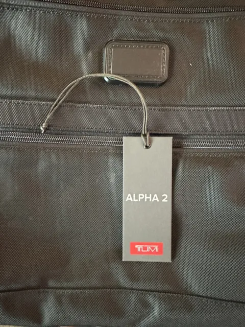 Tumi 26110D2 Alpha 2 Slim Deluxe Ballistic Portfolio Bag Laptop Career NEW $295 2