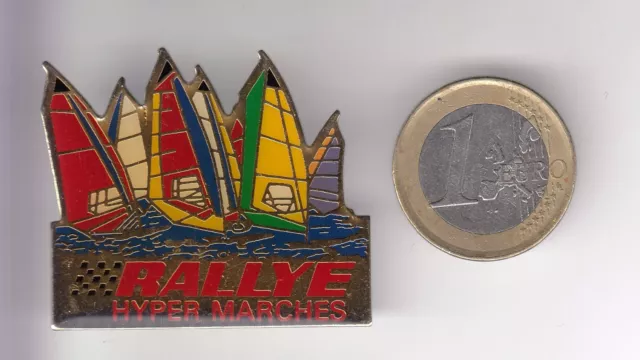 Rare Pins Pin's .. Sport Nautique Windsurf Planche Voile Rallye Hypermarche 1~Do