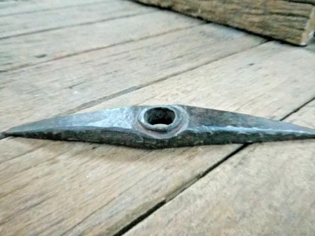 VINTAGE OLD HAND FORGED WROUGHT IRON AXE HATCHET GARDEN WARE TOOL Head