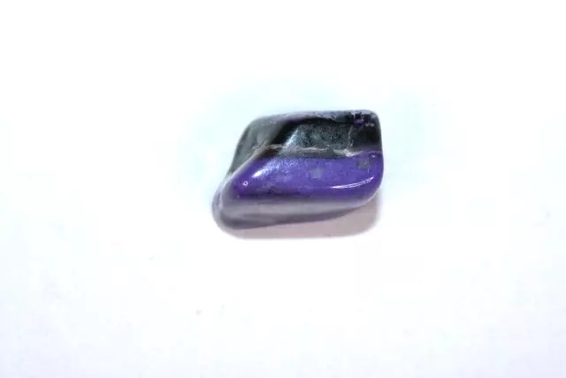 Sugilite naturelle, polie, rare 191,50 carats, Natural sugilite, polished, rare 3