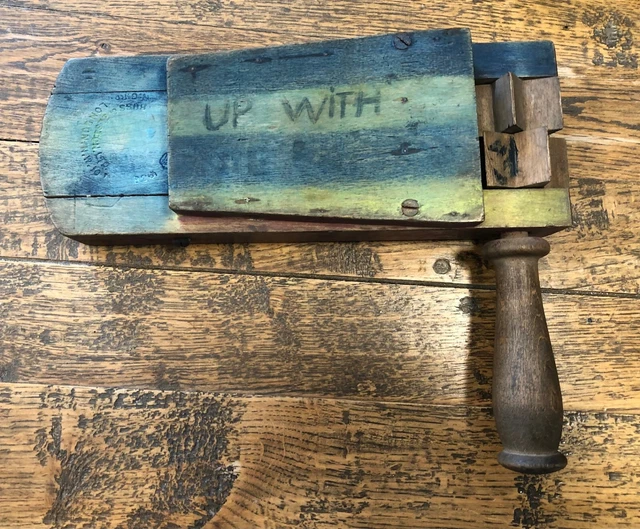 VINTAGE WW2 AIR-RAID warning / gas rattle, stamped GR VI 1938 Buss ...