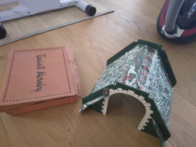 Hornby O Tunnel Isorel