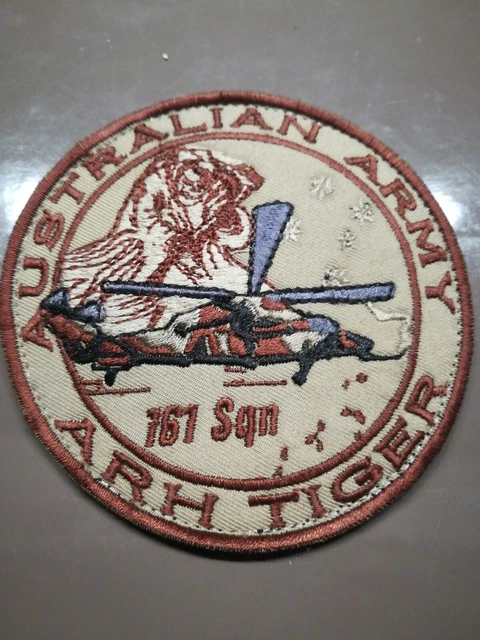 Insigne tissus de L'Union Nationale des Parachutistes (à coudre)📌4a