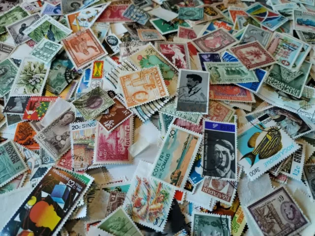 British And World Stamp Selection Job Lot Randomly Chosen Aprox 600+ Stamps