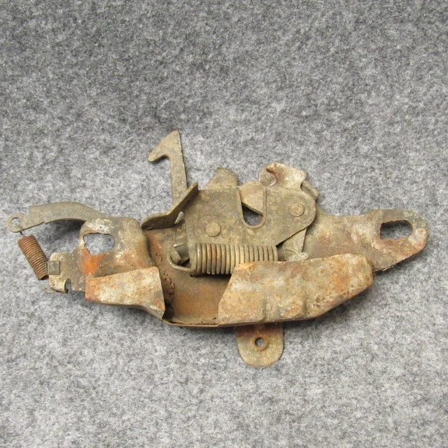 1989-1994 TOYOTA HILUX Pickup Truck Hood Latch Mechanism OEM 51330 EUR ...