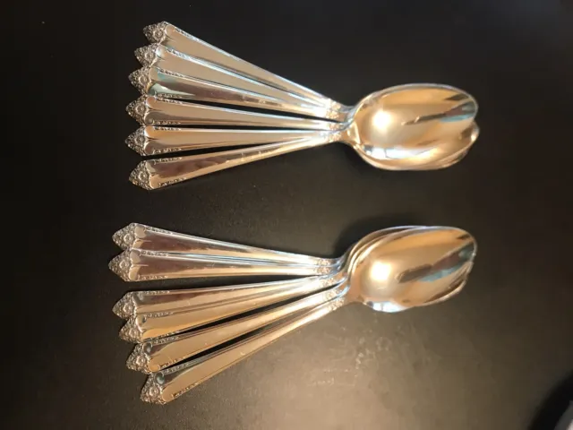 (12) Rogers Bros Reinforced Plate "Starlight"  Oval Soup Spoons-used/EXC.cond. 
