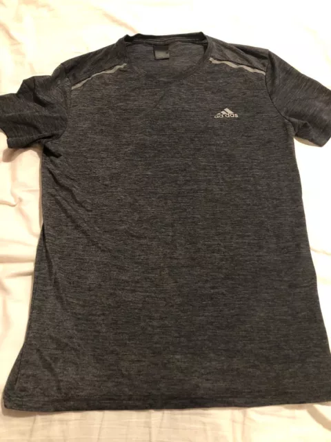 Camisa ADIDAS para hombre pequeña gris ajuste tecnológico base ajustada Climalite manga corta