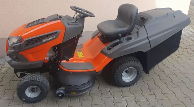 Husqvarna TC 238 T Rasentraktor Aufsitzmäher * 13,7 PS 97 cm 2-Zylinder Fangkorb