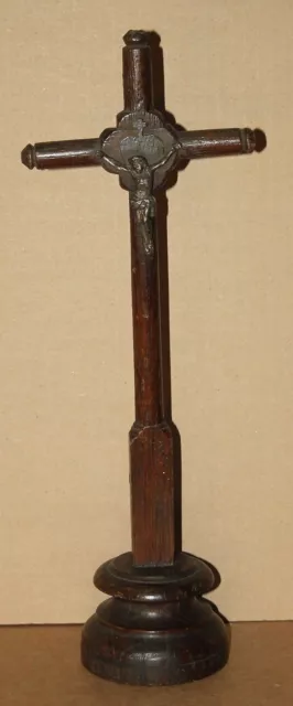 Ancien crucifix en bois création artisanal 19e siècle - art populaire