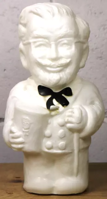 Vintage KFC Kentucky Fried Chicken BANK 1972 White Blow Model Colonel Sanders T6