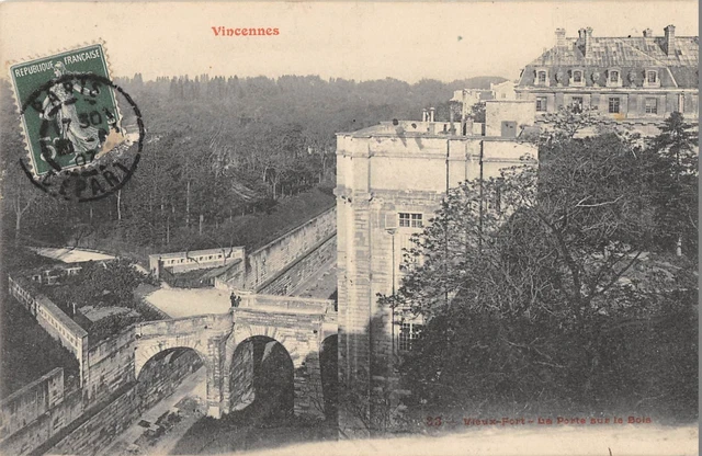 Cpa 94 Vincennes Vieux Fort La Porte Sur Le Bois