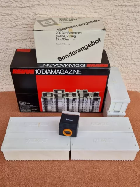 17 Diamagazine, ca. 100 Diarahmen und ein Diavorschaugerät