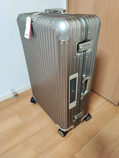 RIMOWA TOPAZ TITANIUM Suitcase 4wheels 98L 924.77.03.5 Out of