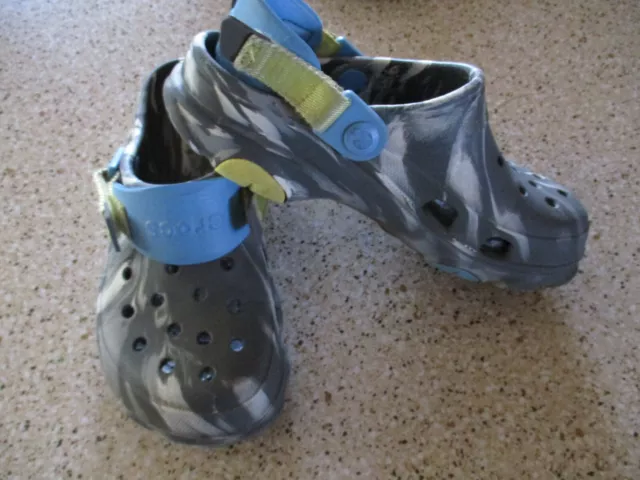 Unisex Kids sz. 3. Crocs Clog Slip Sling Back Summer Shoes