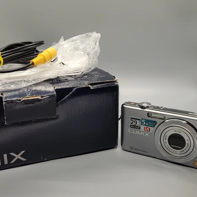 Panasonic Lumix DMC-FS15 12.0MP Compact Digital Camera Silver Tested