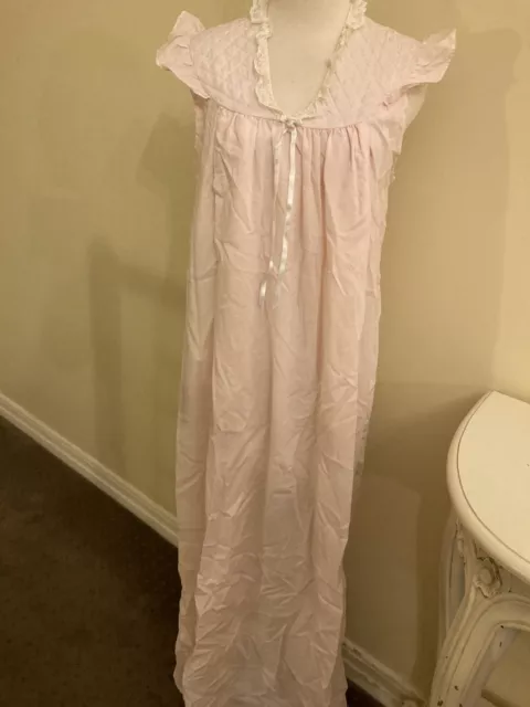 Maternity/nursing nightie & matching negligee By MOTHERCARE. Size 10/12.