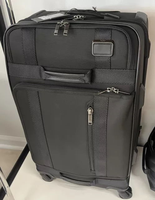 NWT 🌸TUMI  ￼merge Short Trip ￼ Expandable Packing Case 130594-1041